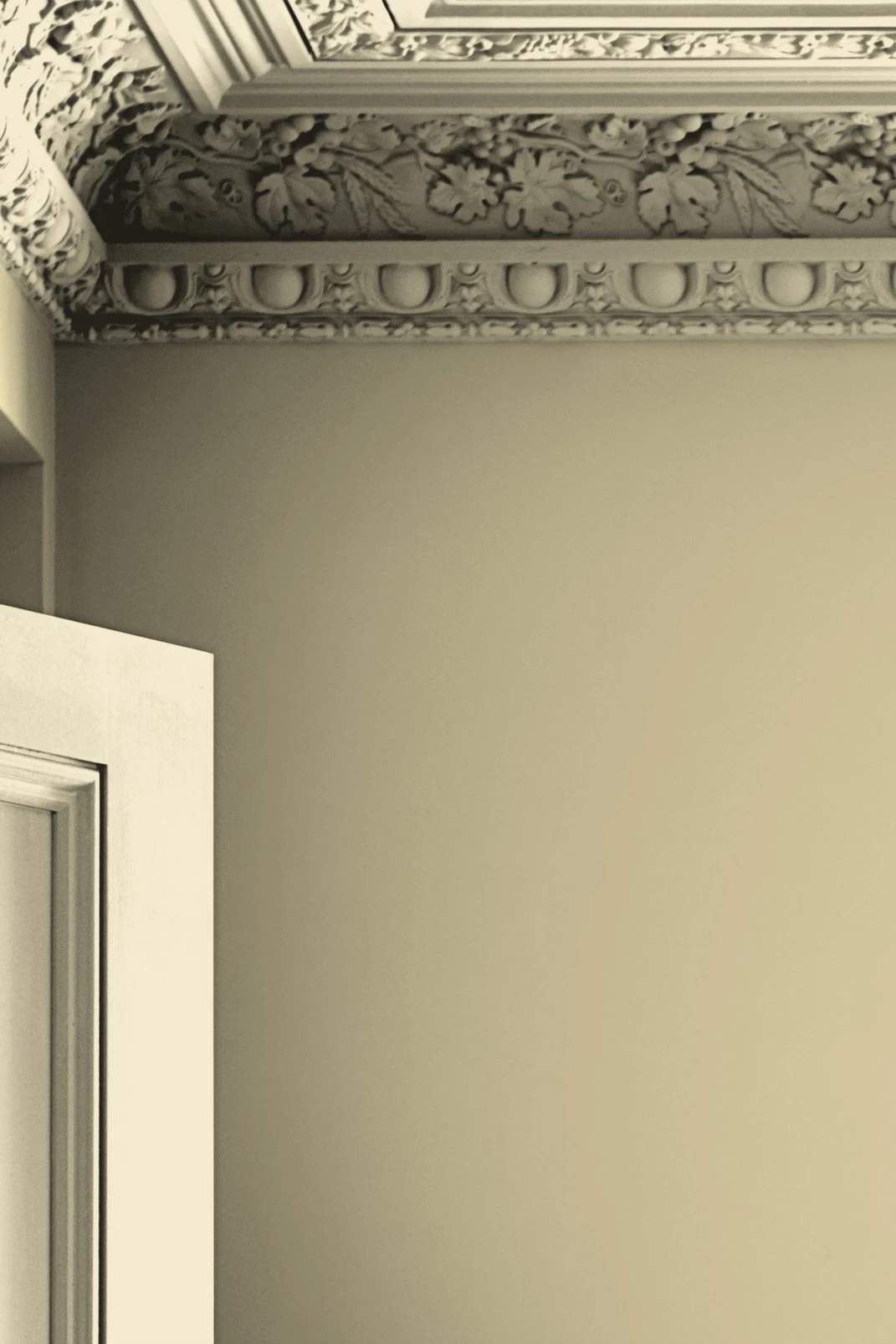 Laura Ashley Sunshine Paint - 113655_ROOMSET_06.jpg