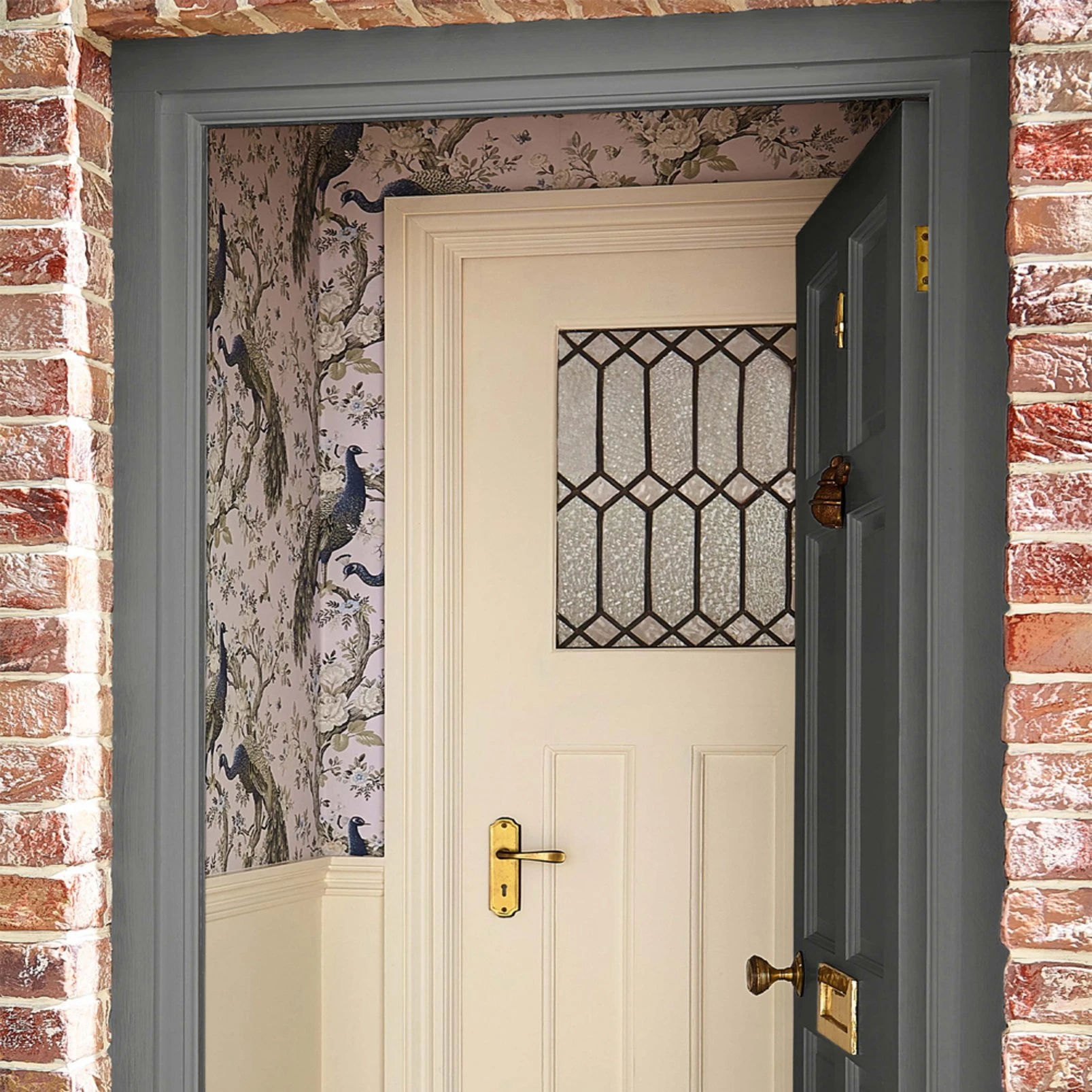 Laura Ashley Charcoal Paint - 113686_ROOMSET_08.jpg