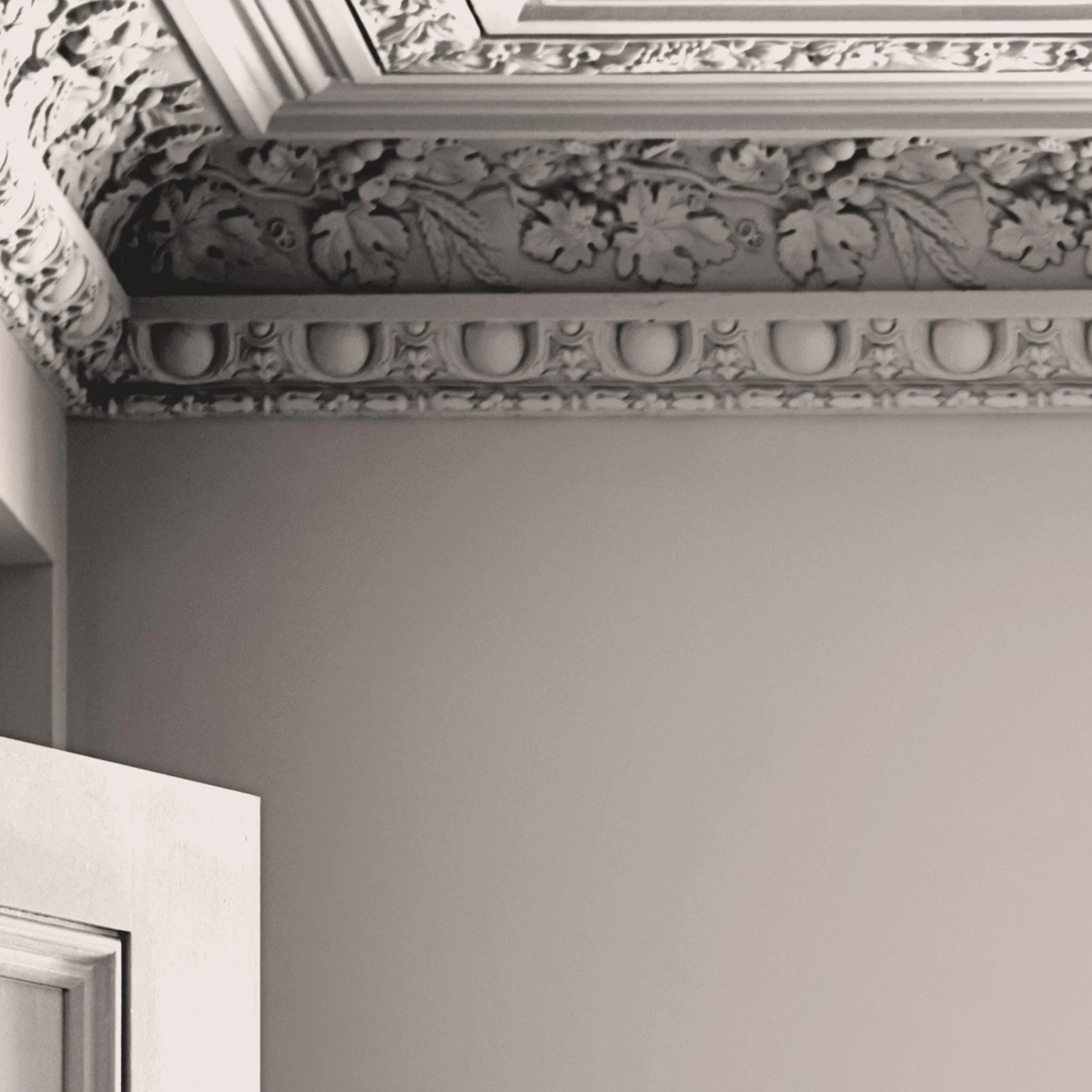 Laura Ashley Pale Chalk Pink Paint - 113709_ROOMSET_01.jpg