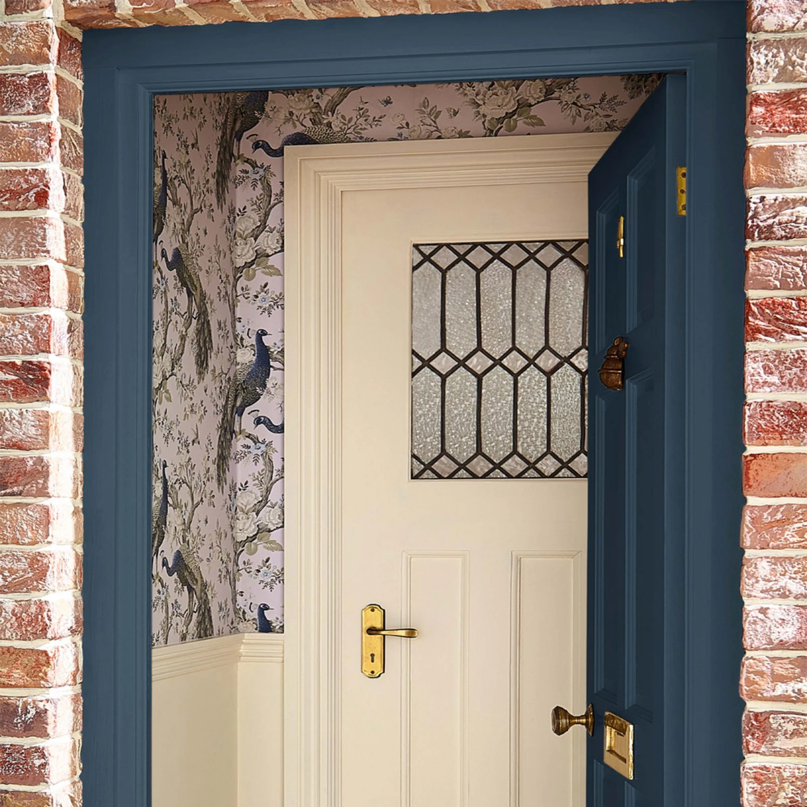 Laura Ashley Dusky Seaspray Paint - 113705_ROOMSET_08.jpg